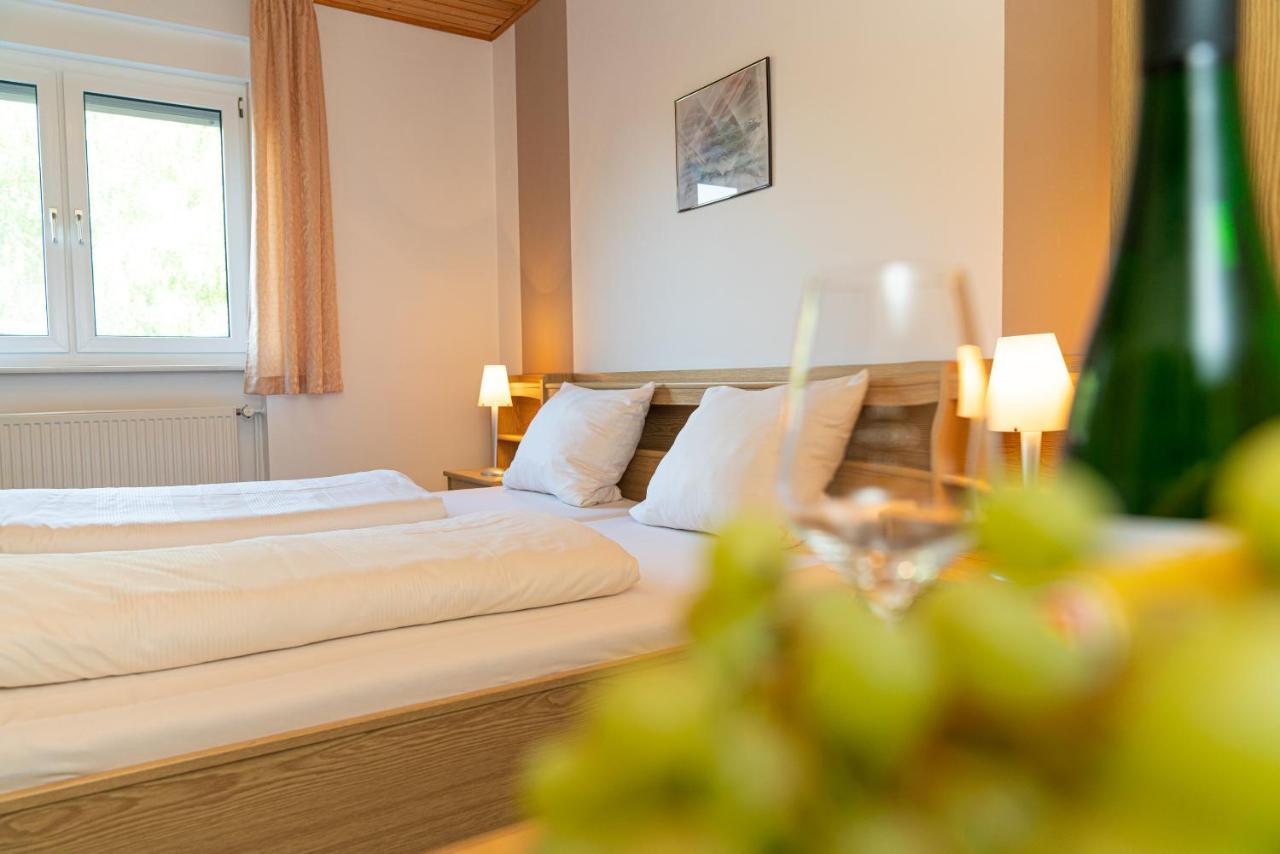 Hotel Deis Senheim Buitenkant foto